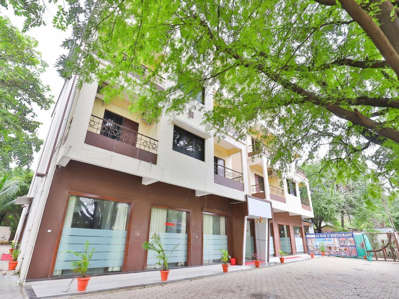 โรงแรมแอมบิกา ดามัน ภายนอก รูปภาพ